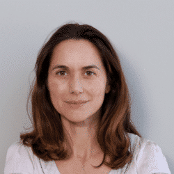 Anna controls anxiety and insomnia with qi gong